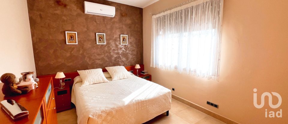 Casa 4 habitacions de 347 m² a Corbera de Llobregat (08757)