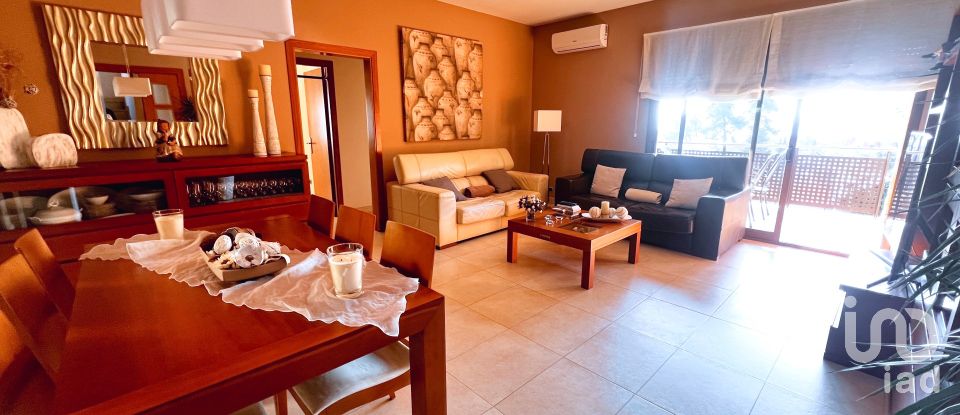 Casa 4 habitacions de 347 m² a Corbera de Llobregat (08757)