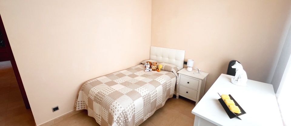 Casa 4 habitacions de 347 m² a Corbera de Llobregat (08757)