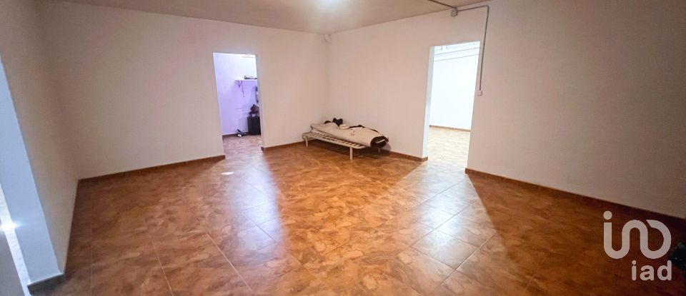 Casa 4 habitacions de 347 m² a Corbera de Llobregat (08757)