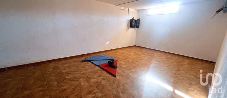 Casa 4 habitacions de 347 m² a Corbera de Llobregat (08757)