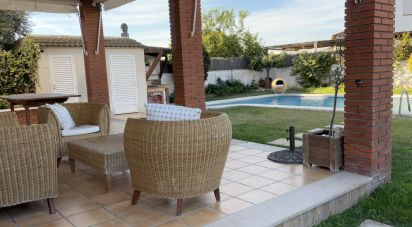 House 5 bedrooms of 323 m² in Raco del Cesar (43839)