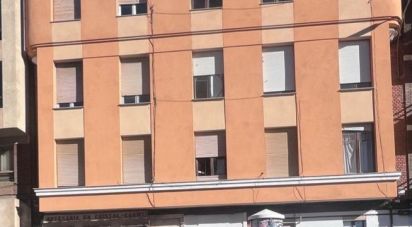 Edifici de 640 m² a León (24002)