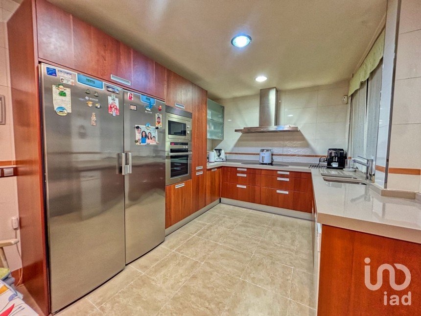 Apartment 4 bedrooms of 188 m² in Ciudad Real (13001)