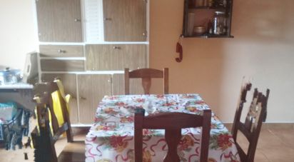 Maison 6 chambres de 188 m² à Alija del Infantado (24761)