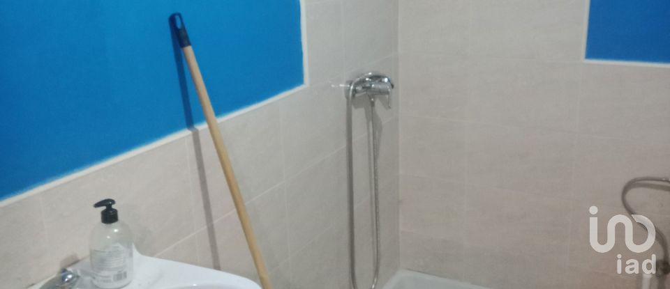 Casa 6 habitacions de 188 m² a Alija del Infantado (24761)