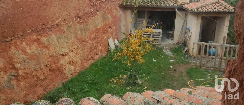 Casa 6 habitacions de 188 m² a Alija del Infantado (24761)