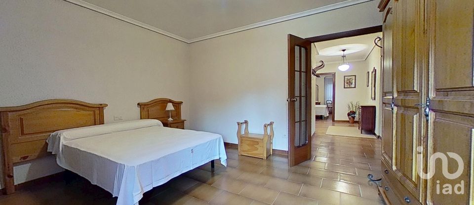 Mansion 4 bedrooms of 194 m² in Vila-Real/Villarreal (12540)