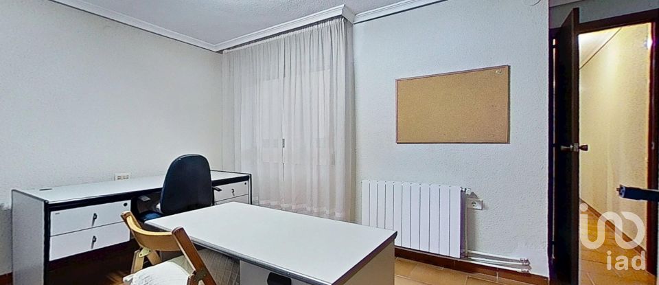 Mansion 4 bedrooms of 194 m² in Vila-Real/Villarreal (12540)