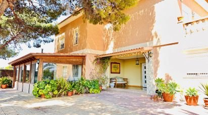 Cottage 5 bedrooms of 377 m² in Partida El Cantalar (03110)