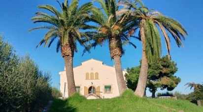 Señorío 3 habitaciones de 263 m² en Torredembarra (43830)