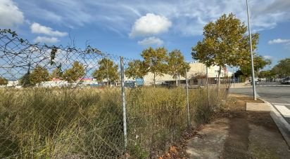 Land of 1,009 m² in Vila-Seca (43480)