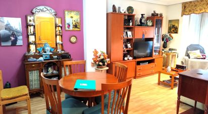 Apartment 3 bedrooms of 94 m² in Zaragoza (50004)