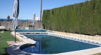 House 4 bedrooms of 257 m² in Formentera del Segura (03179)