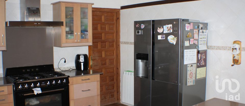 House 4 bedrooms of 257 m² in Formentera del Segura (03179)