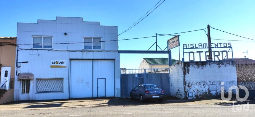 Actividades locales de 1.840 m² en Ribaseca (24391)