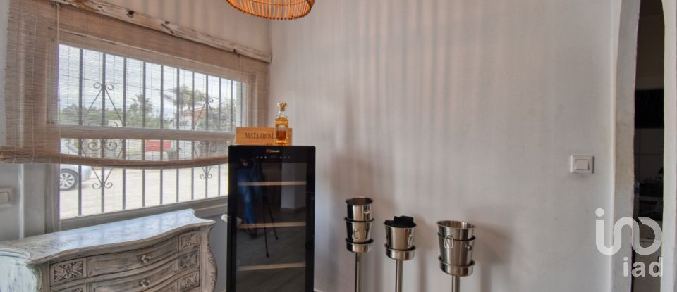 House 3 bedrooms of 179 m² in Dénia (03700)