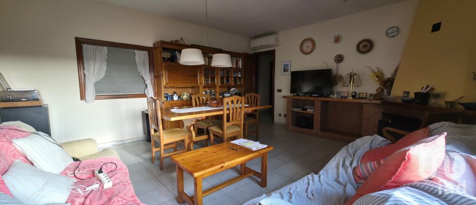 Casa rústica 5 habitaciones de 520 m² en Lleida (25195)