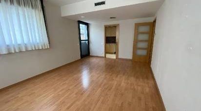 Mansion 3 bedrooms of 61 m² in Sabadell (08205)