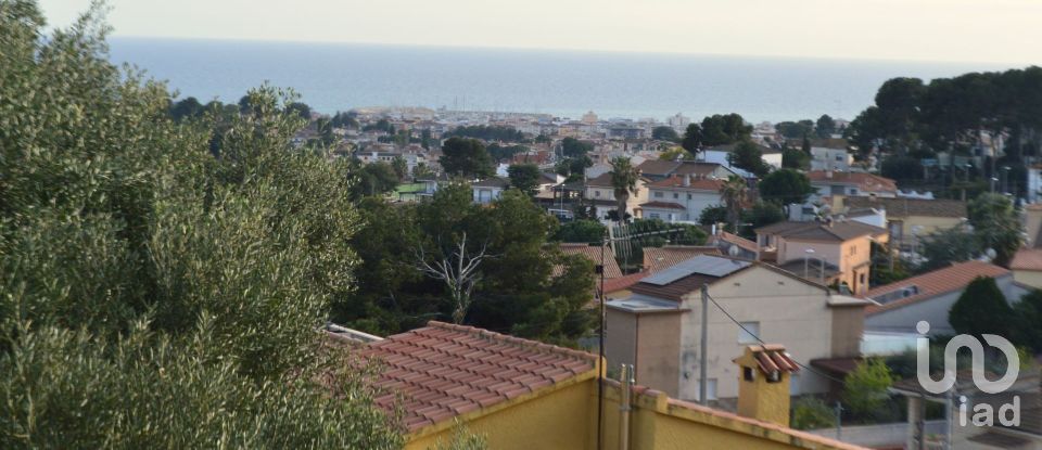 Terreno de 638 m² en Segur de Calafell (43882)