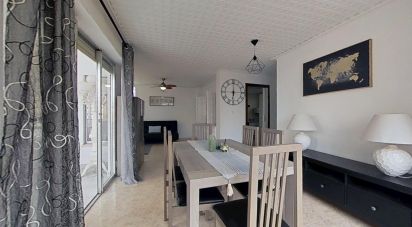 Pis 3 habitacions de 150 m² a Grao de Moncofar (12593)