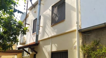 Country home 5 bedrooms of 1,172 m² in Benissanet (43747)