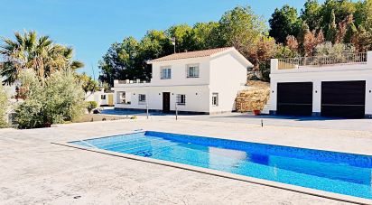 Casa 4 habitaciones de 201 m² en Elx/Elche (03295)