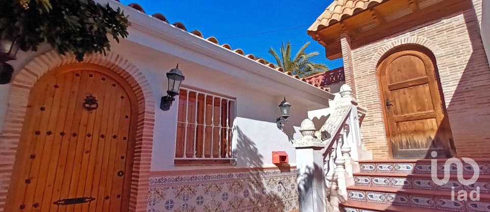 Maison 7 chambres de 466 m² à Colonia Escandinavia / Escandinavia (03580)