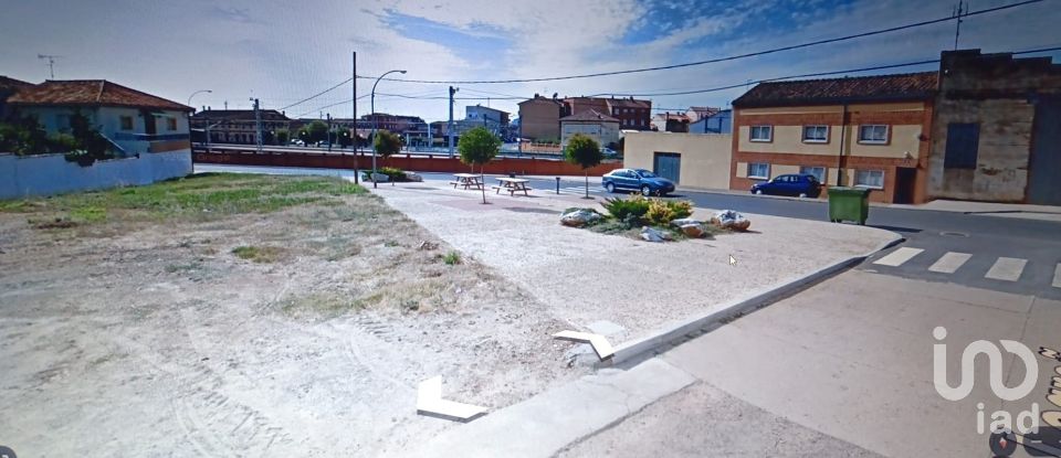 Terreno de 886 m² en Sahagún (24320)