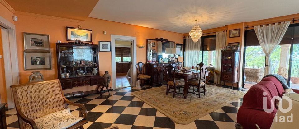 Casa de muntanya 4 habitacions de 270 m² a Dénia (03700)