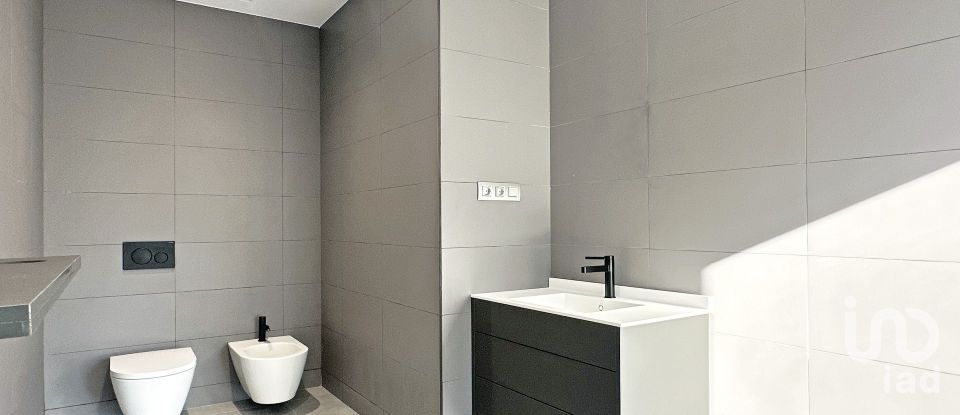 House 5 bedrooms of 384 m² in Sant Esteve Sesrovires (08635)