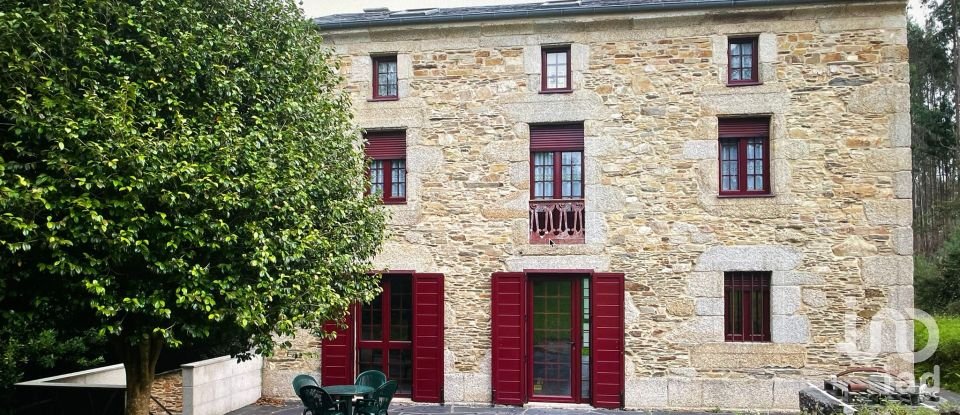 Casa 4 habitaciones de 350 m² en San Acisclo do Valadouro (27786)