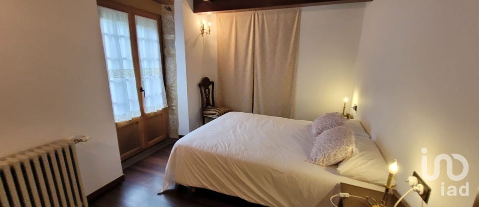 Casa 4 habitaciones de 350 m² en San Acisclo do Valadouro (27786)