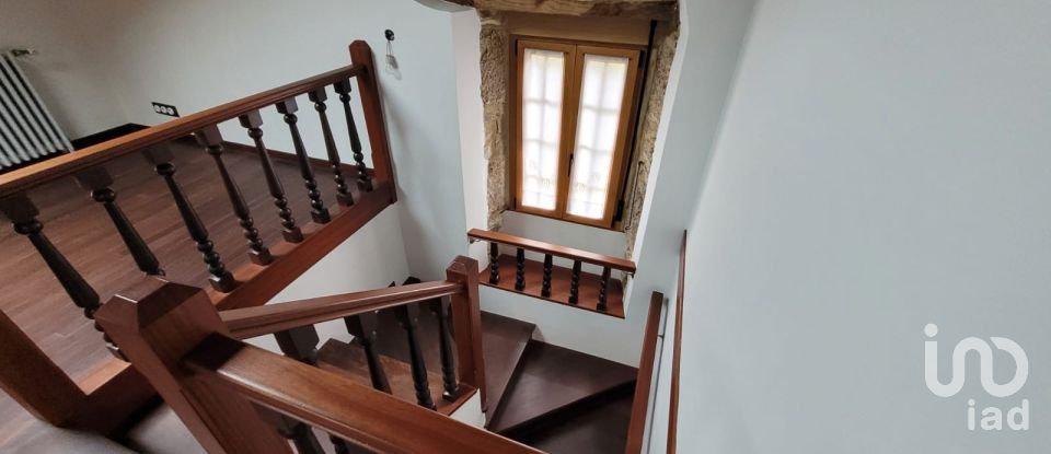 Casa 4 habitaciones de 350 m² en San Acisclo do Valadouro (27786)