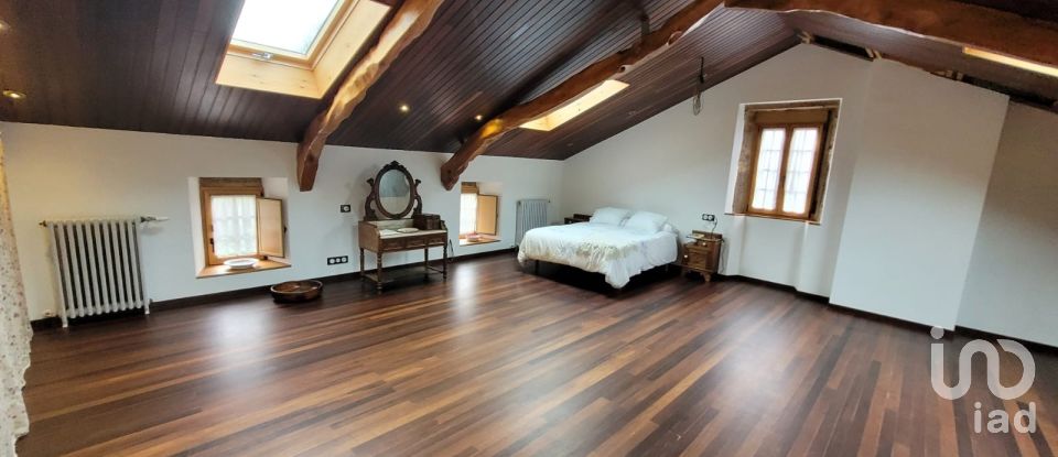 Casa 4 habitaciones de 350 m² en San Acisclo do Valadouro (27786)
