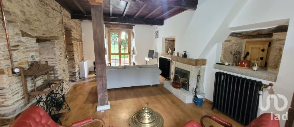 Casa 4 habitaciones de 350 m² en San Acisclo do Valadouro (27786)