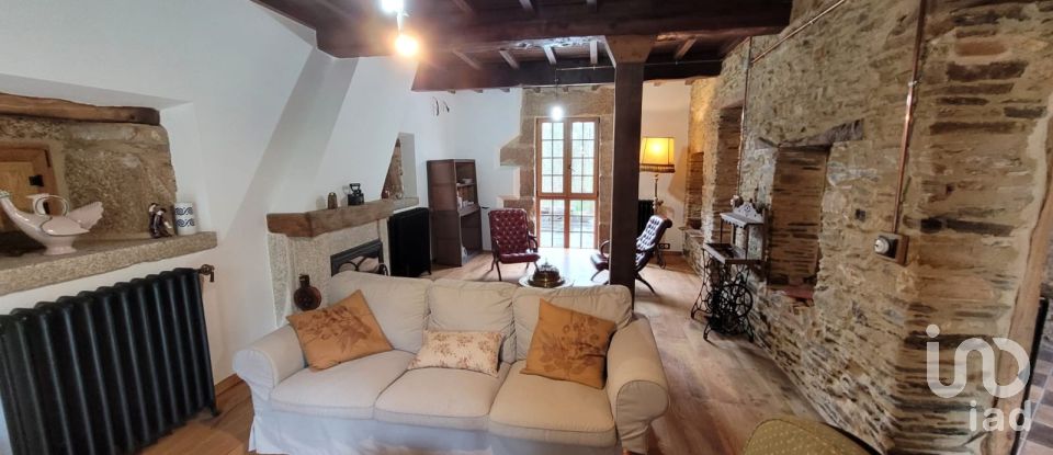 Casa 4 habitaciones de 350 m² en San Acisclo do Valadouro (27786)