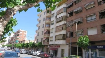 Piso 3 habitaciones de 130 m² en Mutxamel (03110)