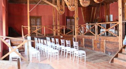 Casa rural 8 habitaciones de 960 m² en Montamarta (49149)