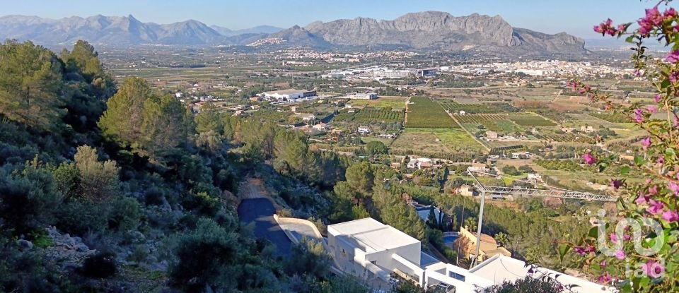 Land of 1,103 m² in Urbanización Monte Sella / Muntanya de La Sella (03750)