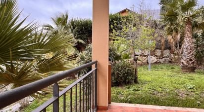 Casa 4 habitaciones de 200 m² en Segur de Calafell (43882)