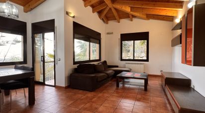 Casa 4 habitaciones de 200 m² en Segur de Calafell (43882)