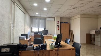 Shop / premises commercial of 506 m² in Roda de Bara (43883)