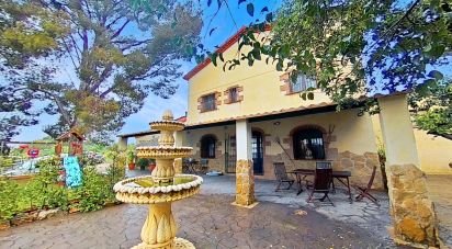 House 5 bedrooms of 1,950 m² in Les Planes de Picamoixons (43491)