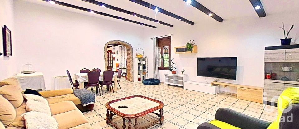 House 5 bedrooms of 1,950 m² in Les Planes de Picamoixons (43491)