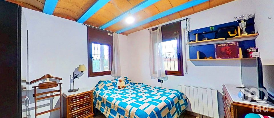 House 5 bedrooms of 1,950 m² in Les Planes de Picamoixons (43491)