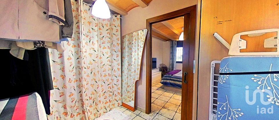 House 5 bedrooms of 1,950 m² in Les Planes de Picamoixons (43491)