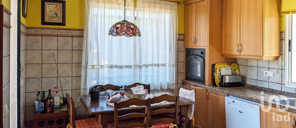 House 4 bedrooms of 210 m² in Alcalá de Guadaíra (41500)