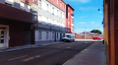 Apartment 3 bedrooms of 69 m² in León (24009)