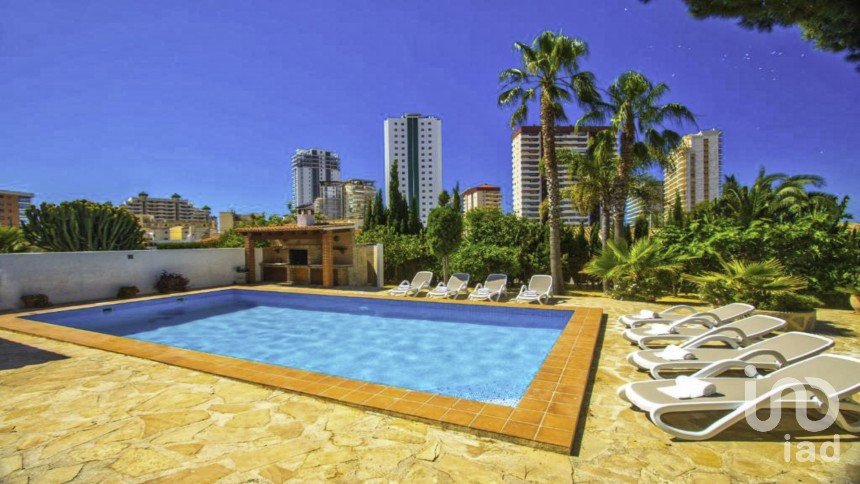 Maison 5 chambres de 323 m² à Calp (03710)